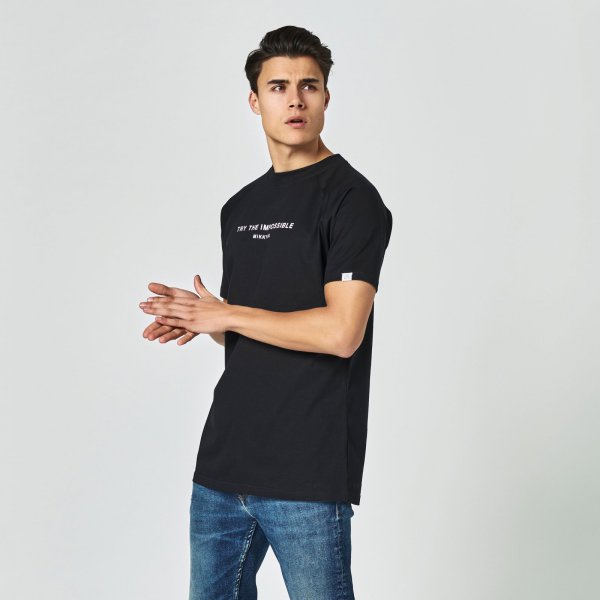 Quote tee black | regular fit